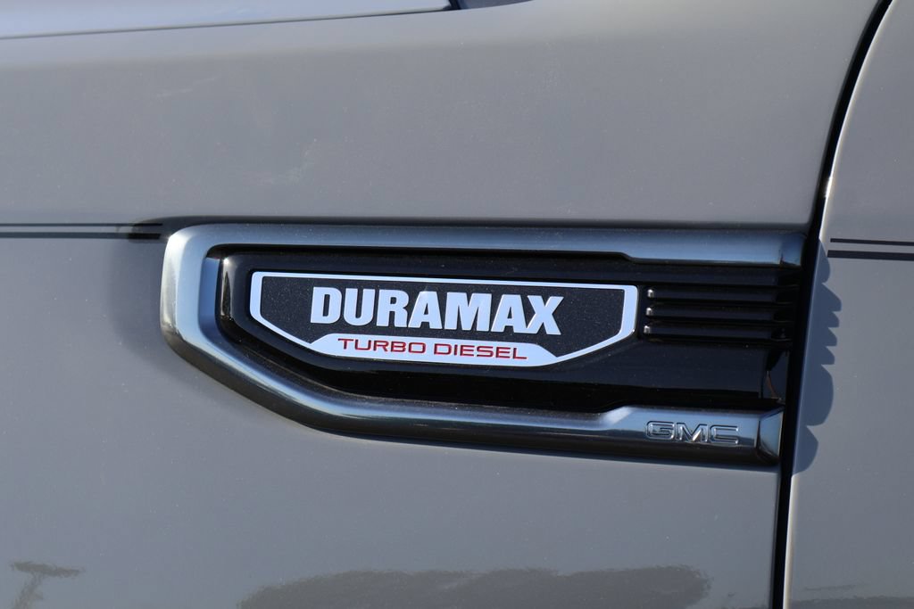 Used 2024 GMC Sierra 1500 AT4 w/ Technology Package AWD/4WD image 12