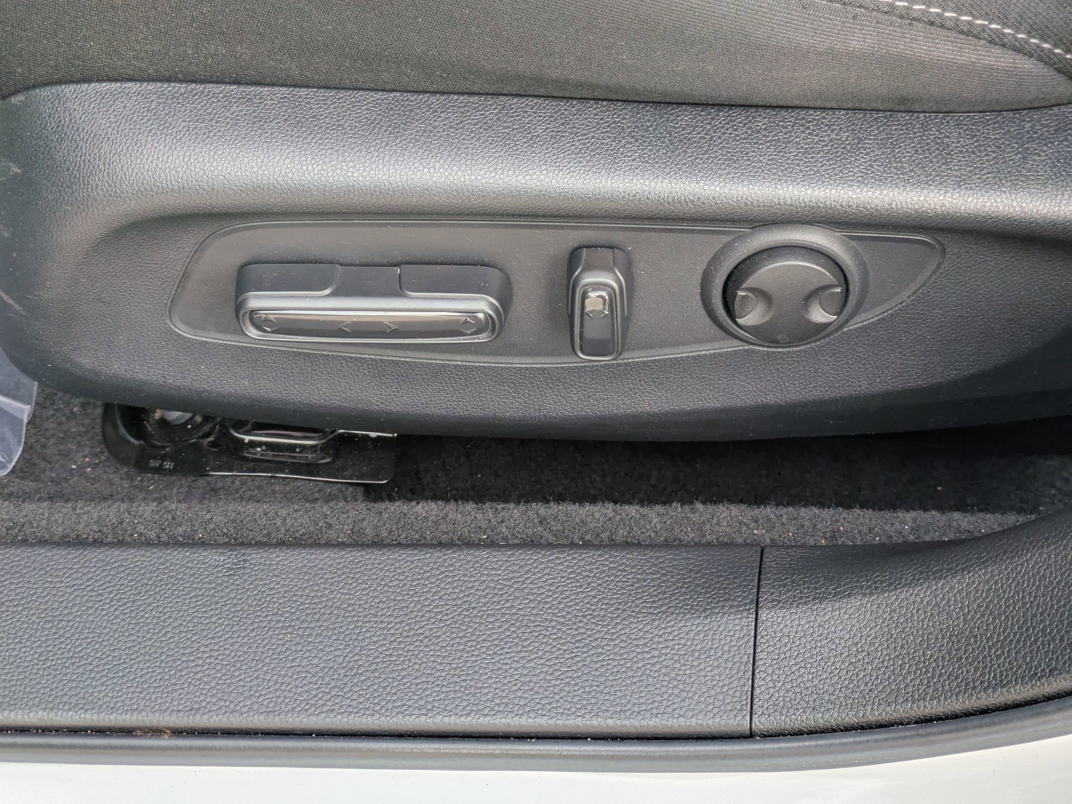 Used 2023 Honda Accord EX image 13