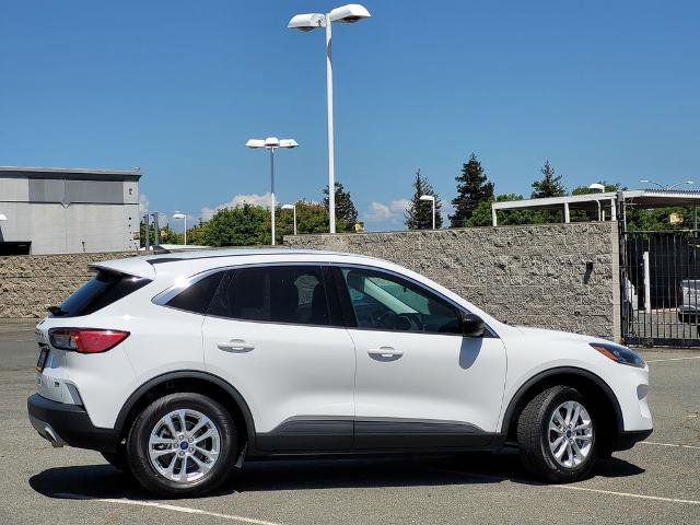 Certified 2022 Ford Escape SE FWD image 3
