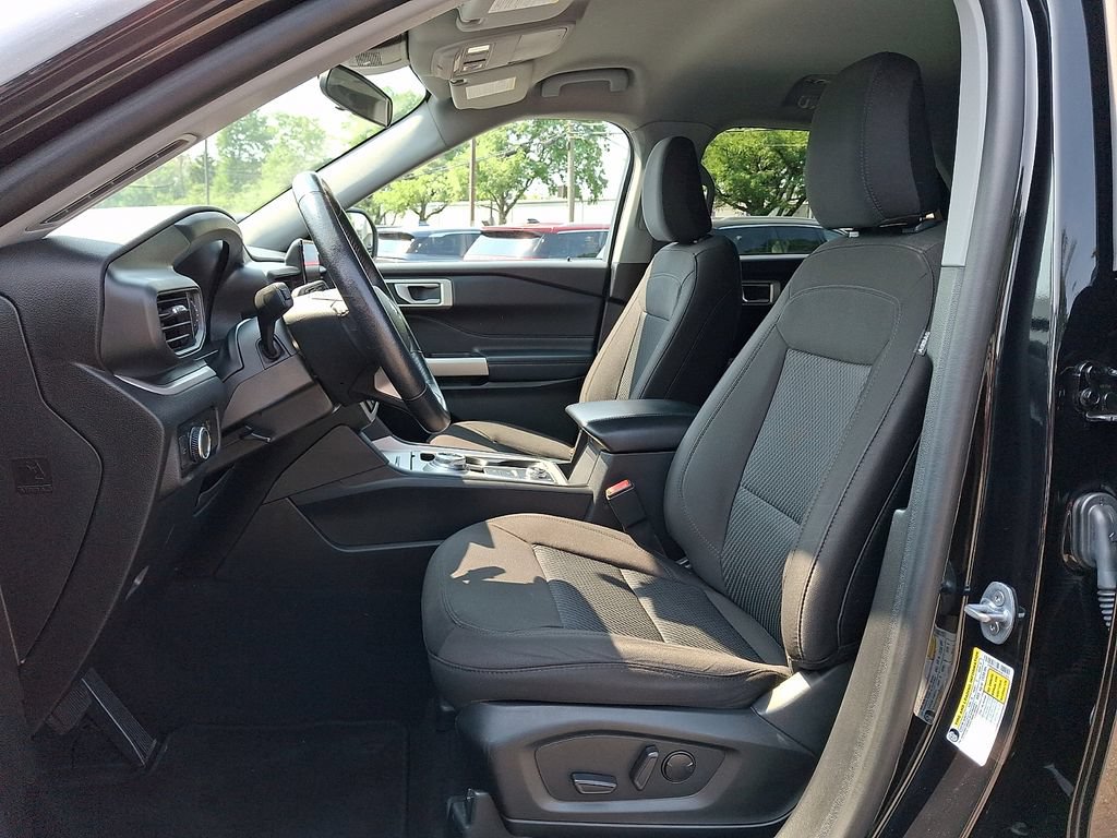 Certified 2023 Ford Explorer XLT AWD/4WD image 17