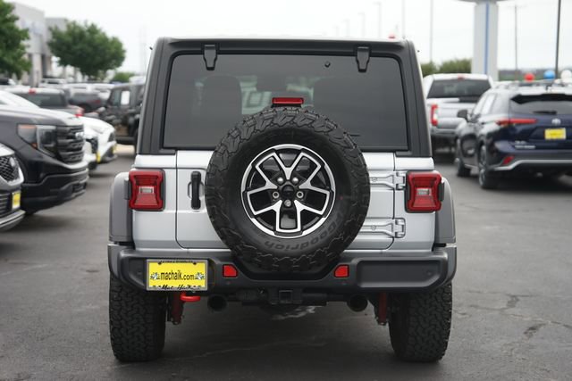 Used 2024 Jeep Wrangler Unlimited Rubicon w/ Technology Group AWD/4WD image 7