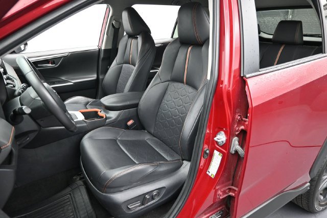 Used 2024 Toyota RAV4 Adventure AWD/4WD image 11