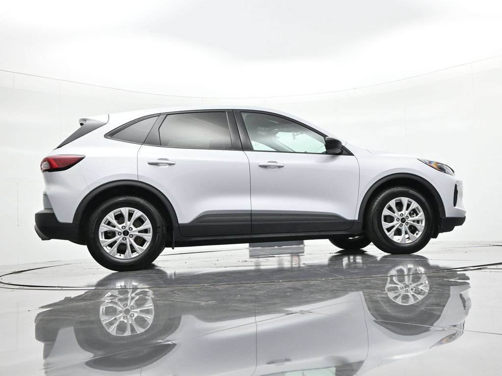 Certified 2025 Ford Escape Active FWD image 24