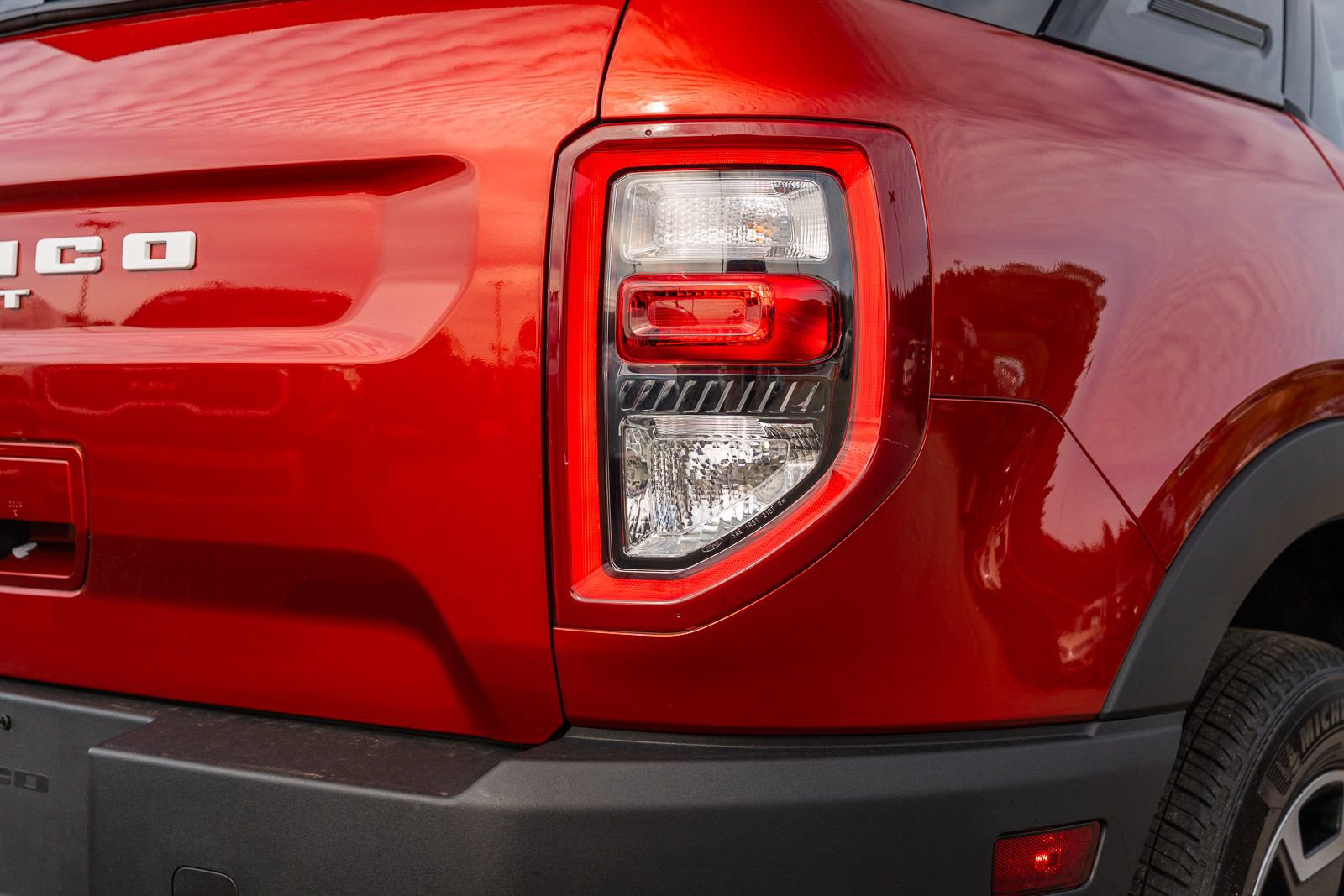 Certified 2024 Ford Bronco Sport Outer Banks w/ Tech Package image 17