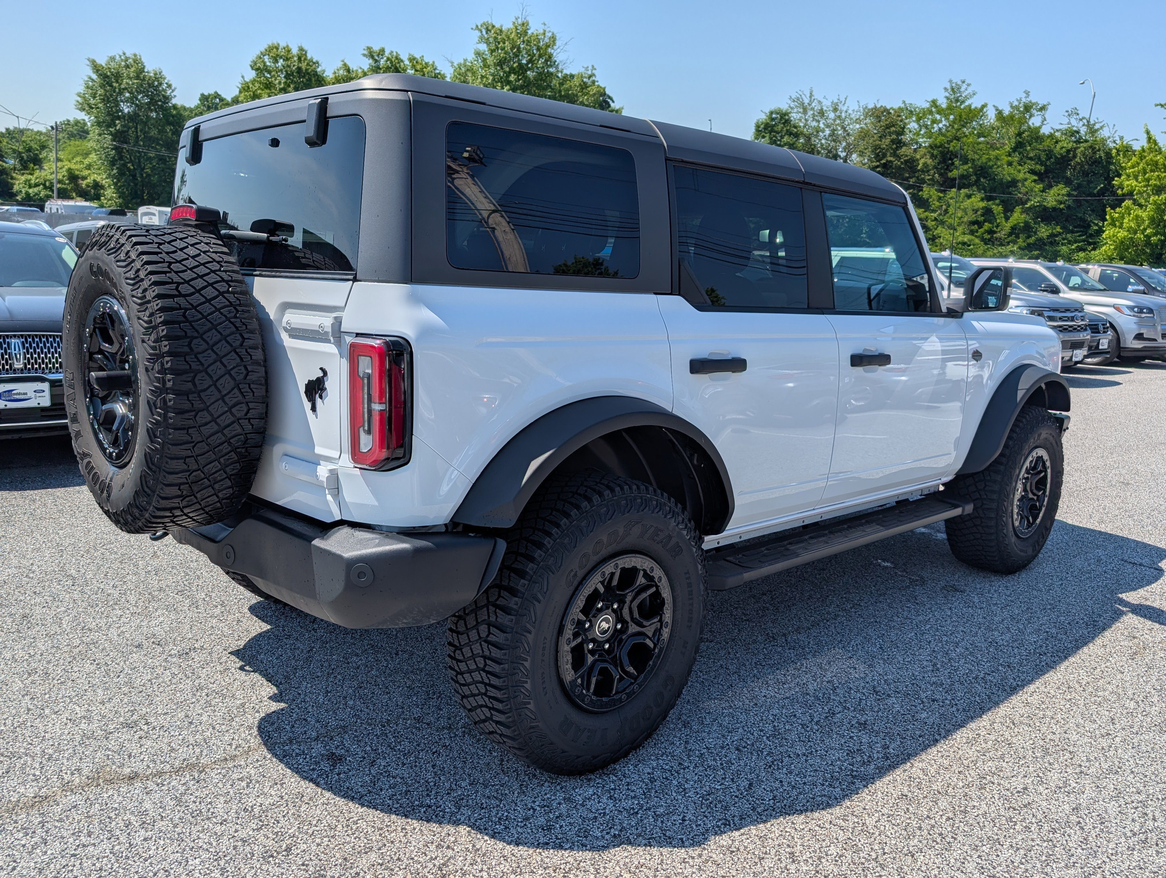 Certified 2023 Ford Bronco Wildtrak AWD/4WD image 7