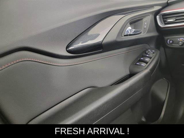 Used 2023 Chevrolet TrailBlazer RS w/ Convenience Package image 32