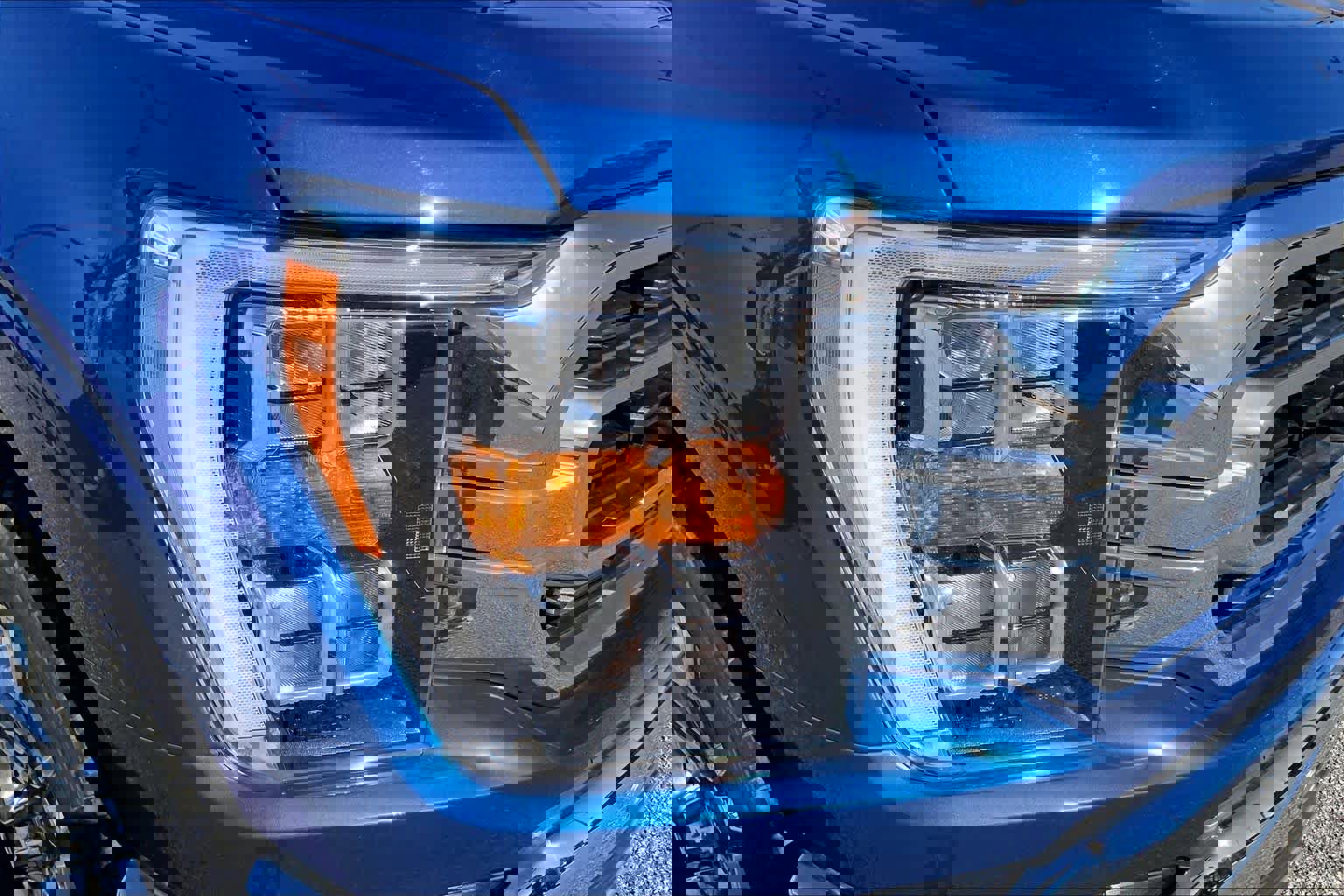 Certified 2022 Ford F150 XLT w/ Equipment Group 302A High image 24