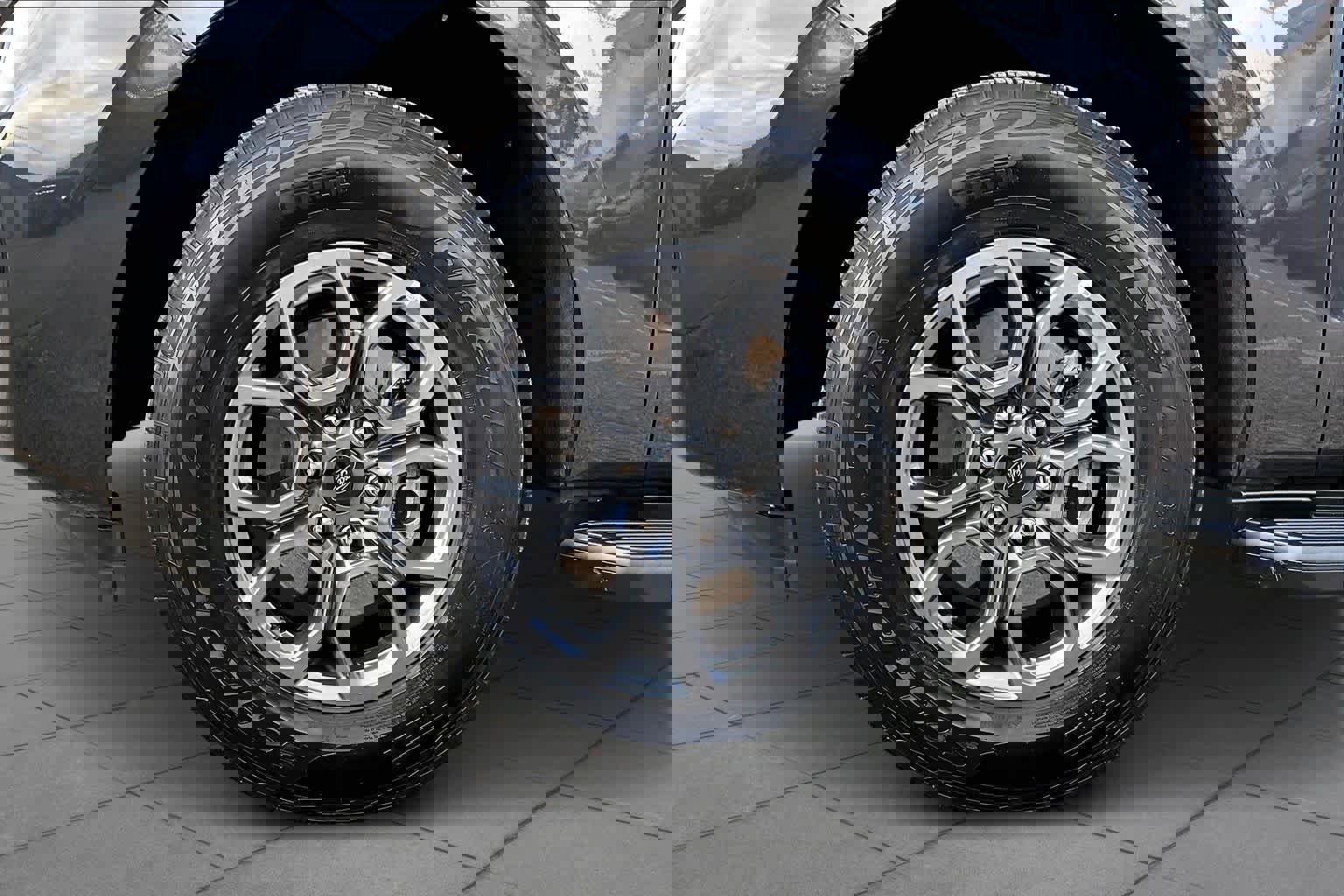 Certified 2025 Ford Expedition Max Active image 13