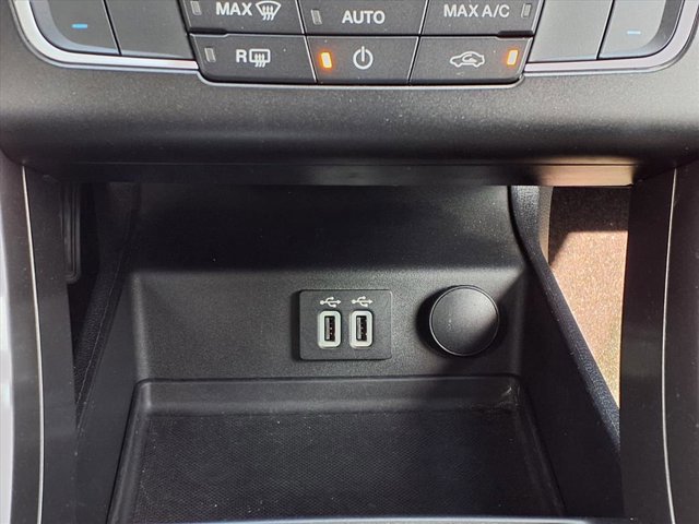 Certified 2020 Ford Fusion SE image 12