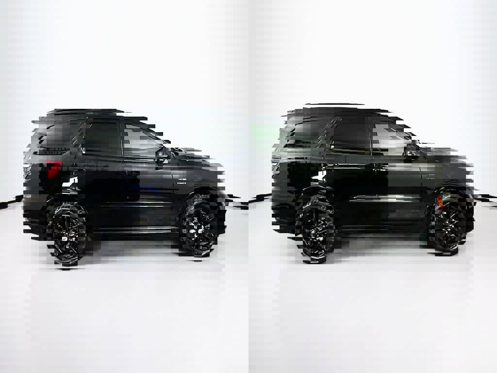 Used 2025 Dodge Durango R/T image 26
