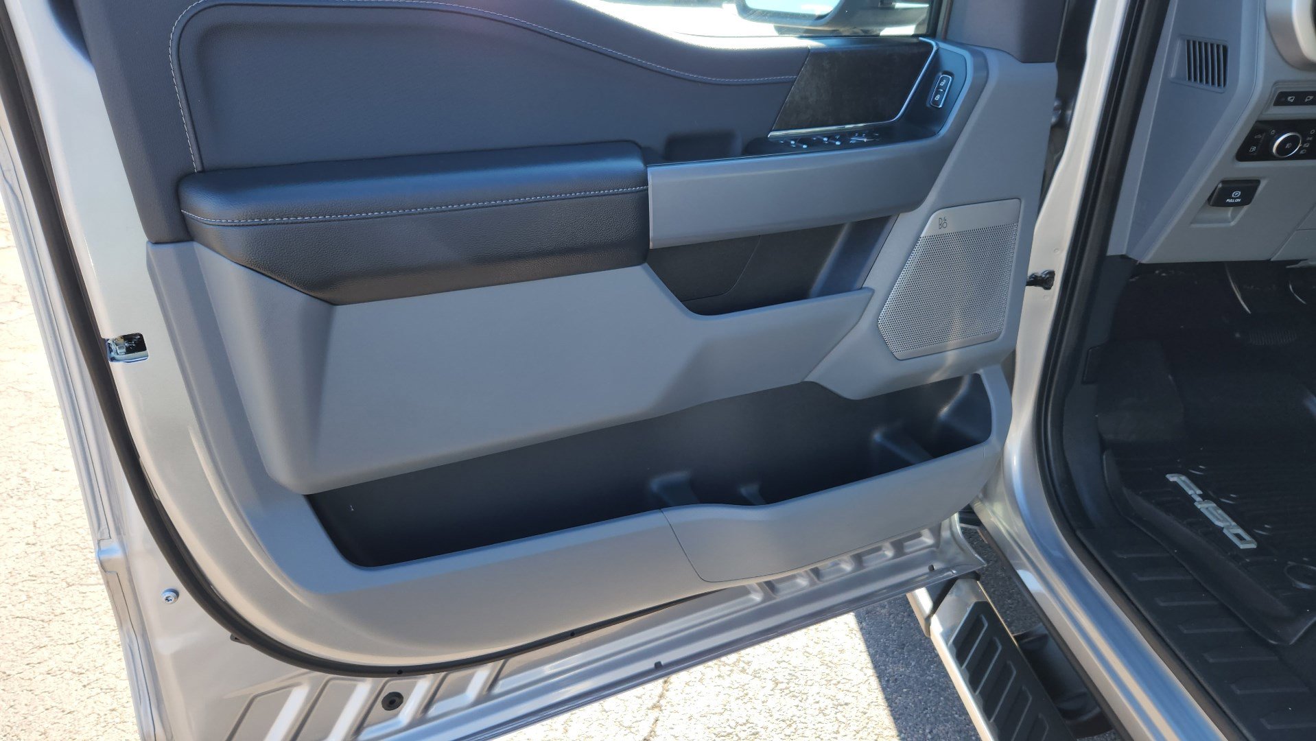 Certified 2023 Ford F150 XLT w/ Equipment Group 302A High image 24