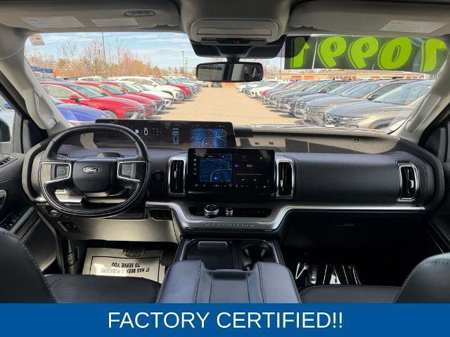 Certified 2025 Ford Expedition Max Platinum w/ Driver's Package AWD/4WD image 9