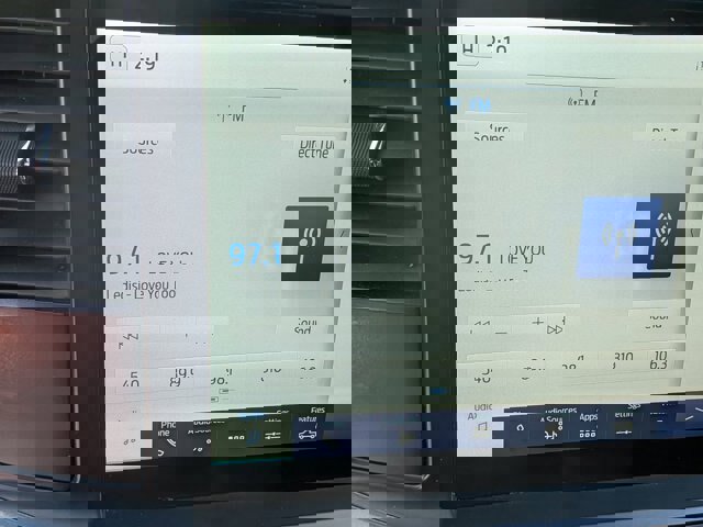 Certified 2022 Ford F150 XLT w/ Equipment Group 302A High image 22