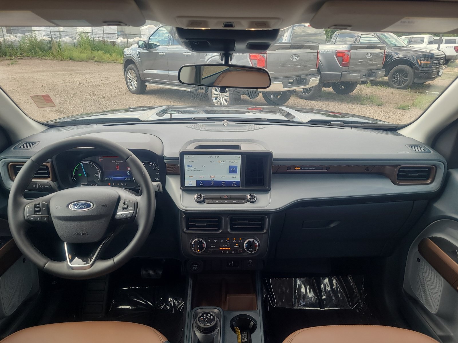 Certified 2023 Ford Maverick Lariat w/ Lariat Luxury Package FWD image 20