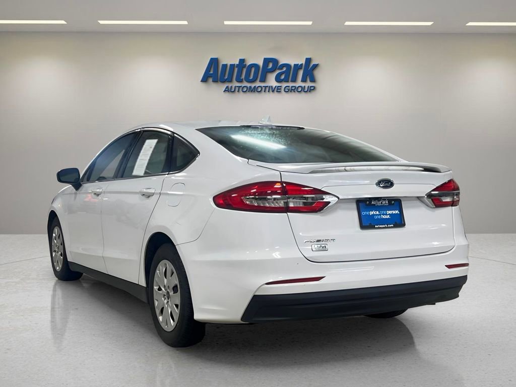 Certified 2020 Ford Fusion S image 3