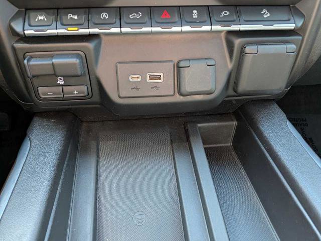 Used 2019 GMC Sierra 1500 SLT w/ SLT Premium Plus Package AWD/4WD image 31