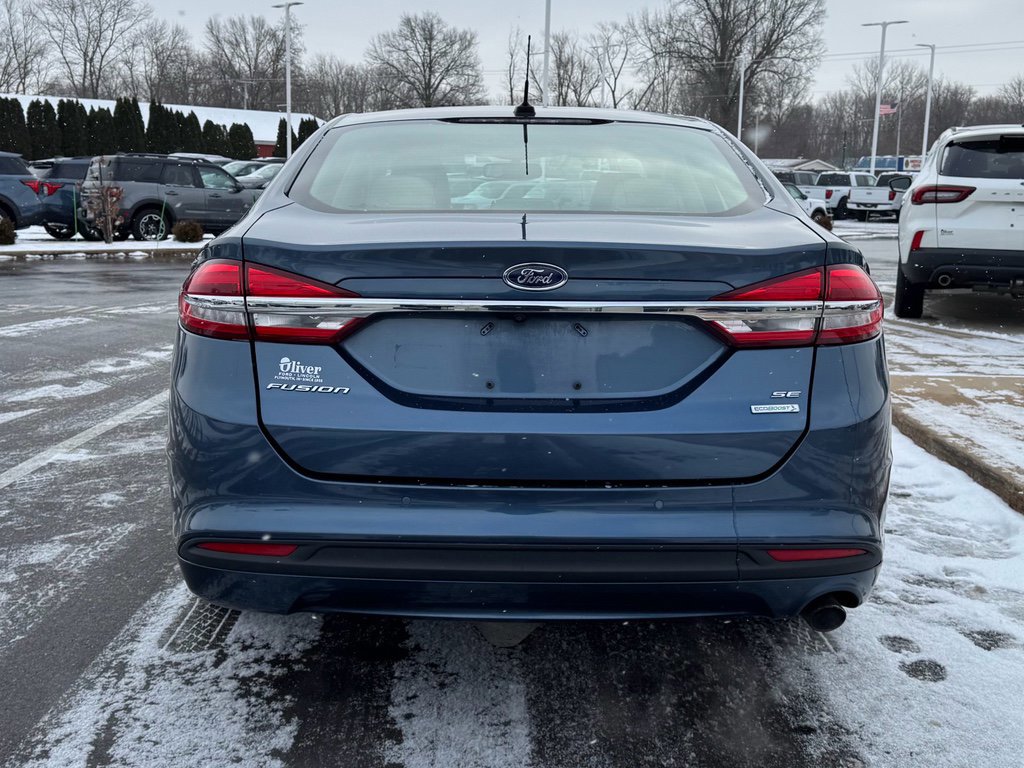 Certified 2018 Ford Fusion SE w/ Fusion SE Technology Package image 5