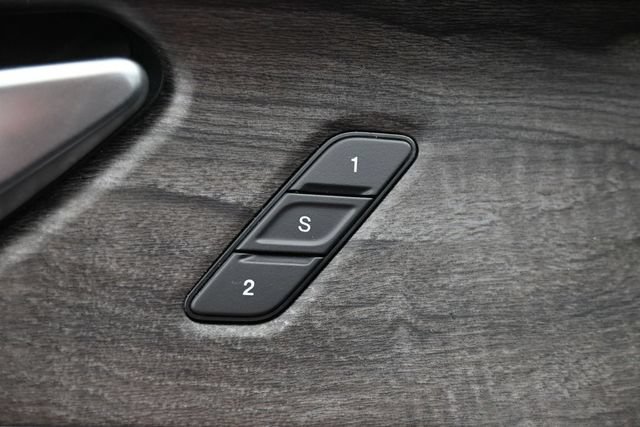 Used 2023 Jeep Grand Cherokee L Limited AWD/4WD image 16
