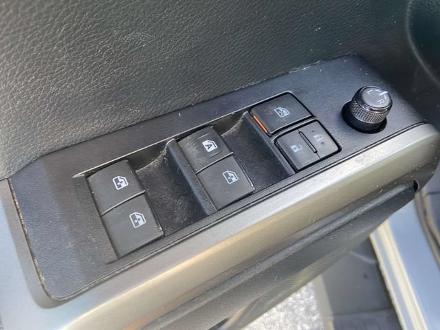 Used 2019 Toyota Tacoma SR5 RWD image 16