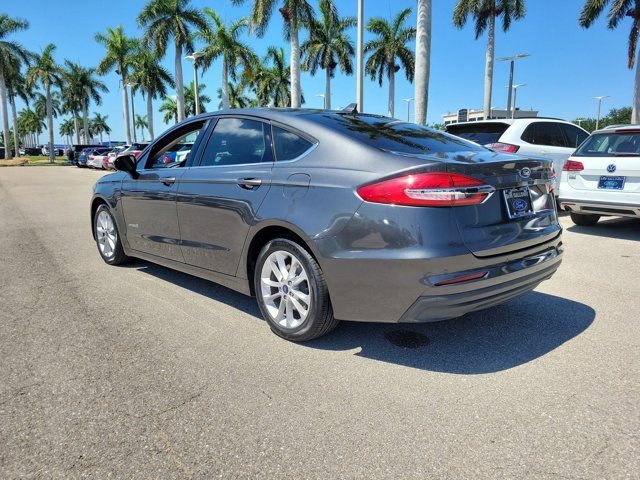 Certified 2019 Ford Fusion SE FWD image 4