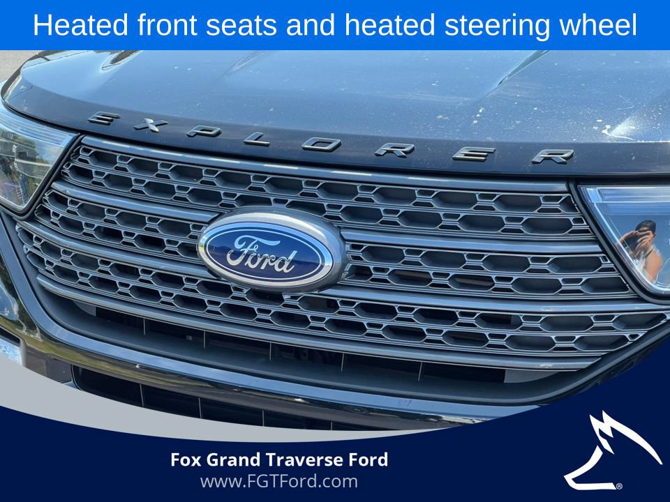 Certified 2022 Ford Explorer XLT w/ Equipment Group 202A AWD/4WD image 37