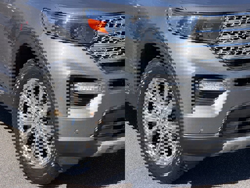 Certified 2023 Ford Explorer Limited image 18