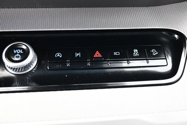 Certified 2025 Ford Expedition Active AWD/4WD image 23