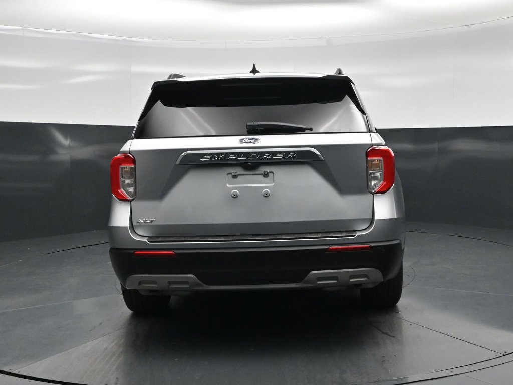 Certified 2021 Ford Explorer XLT w/ Equipment Group 202A RWD image 23