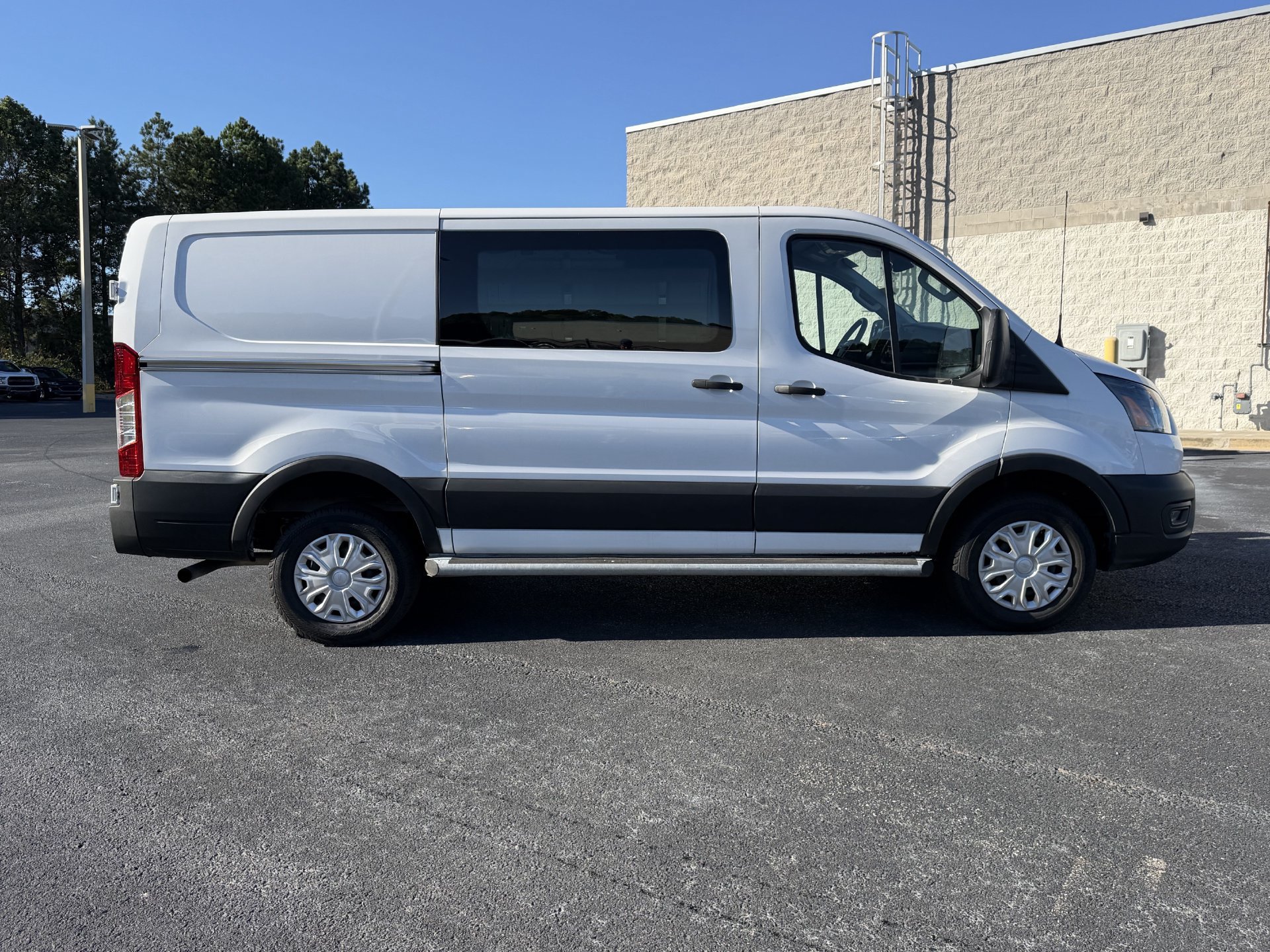 Certified 2025 Ford Transit 250 Low Roof w/ Exterior Upgrade Package RWD image 19