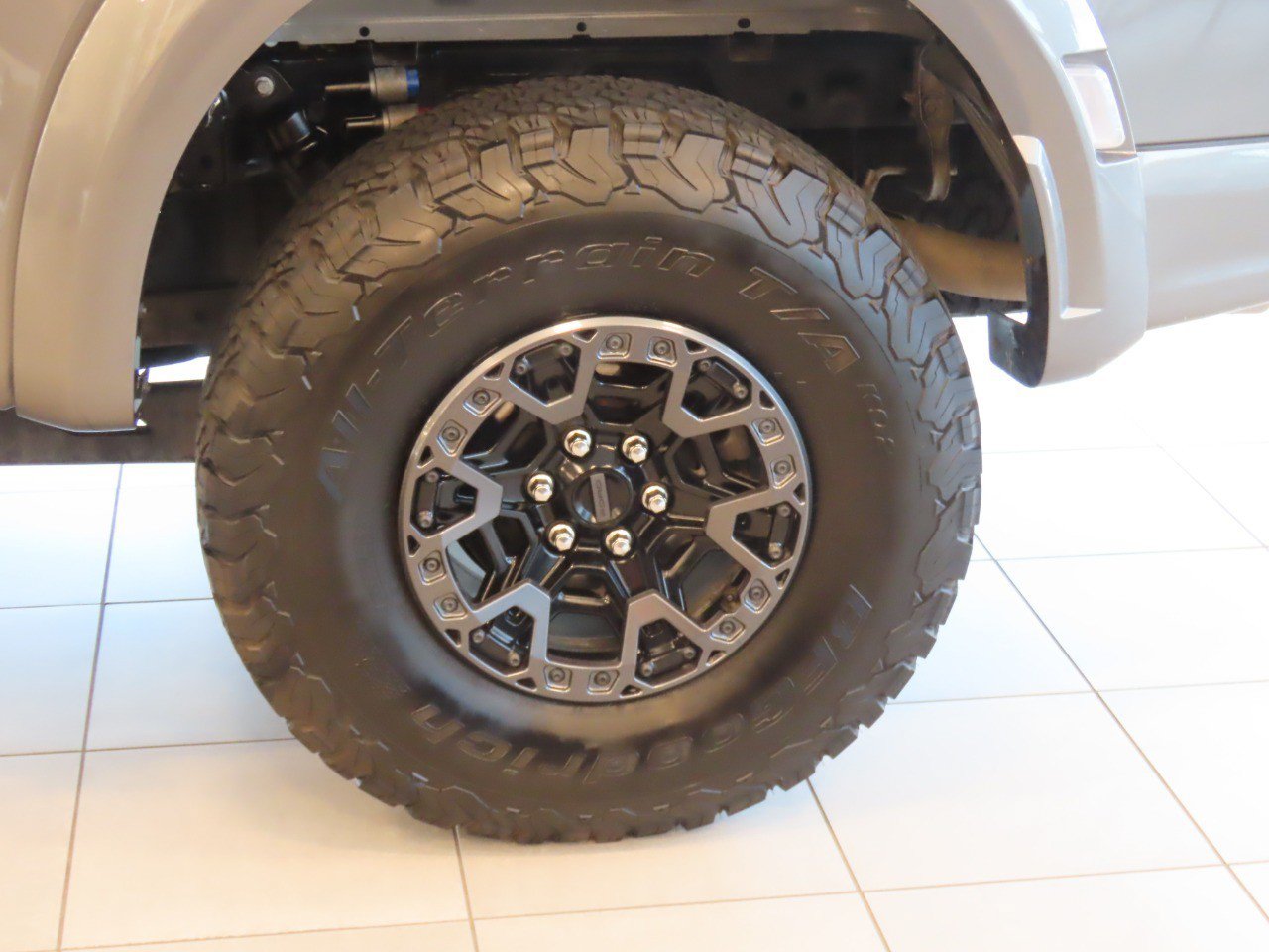 Certified 2024 Ford F150 Raptor w/ Equipment Group 803A Raptor R AWD/4WD image 7