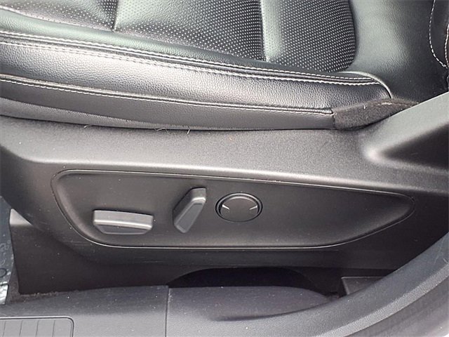 Certified 2022 Ford Escape SEL image 9