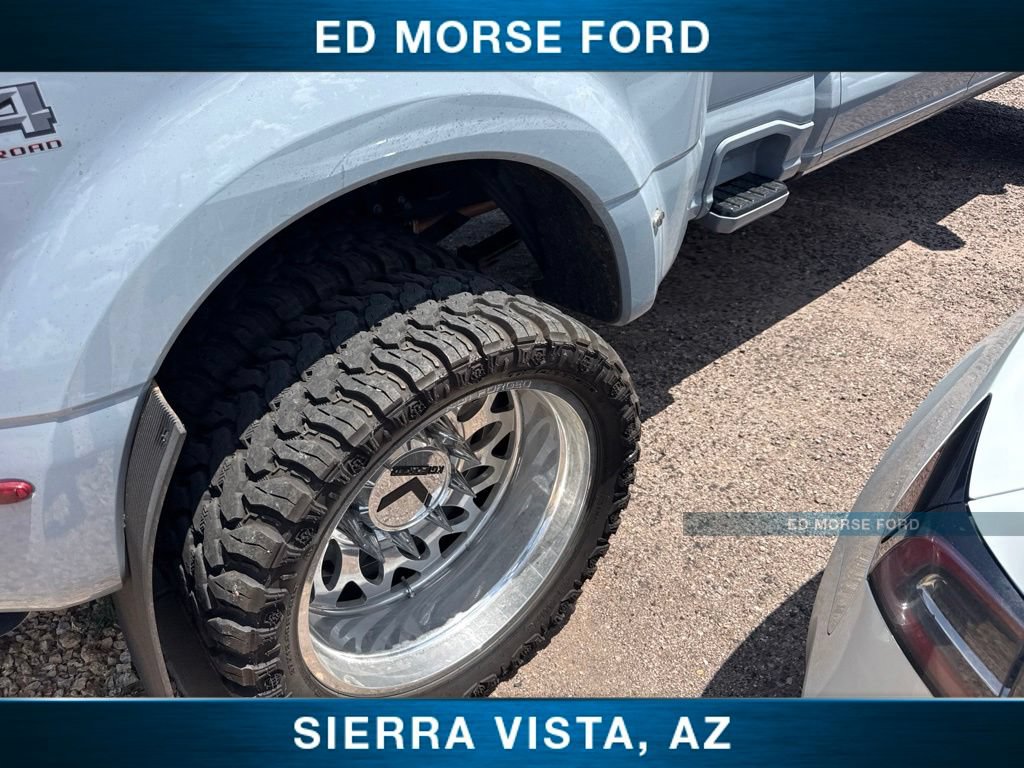 Certified 2026 Ford F450 Platinum w/ FX4 Off-Road Package AWD/4WD image 9