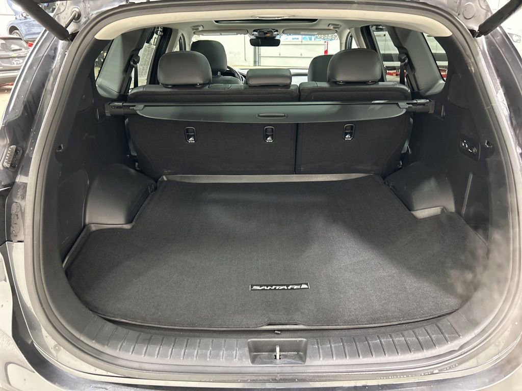 Used 2021 Hyundai Santa Fe SEL w/ Convenience + Premium Package image 25