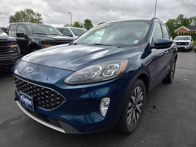 Certified 2020 Ford Escape Titanium AWD/4WD image 3
