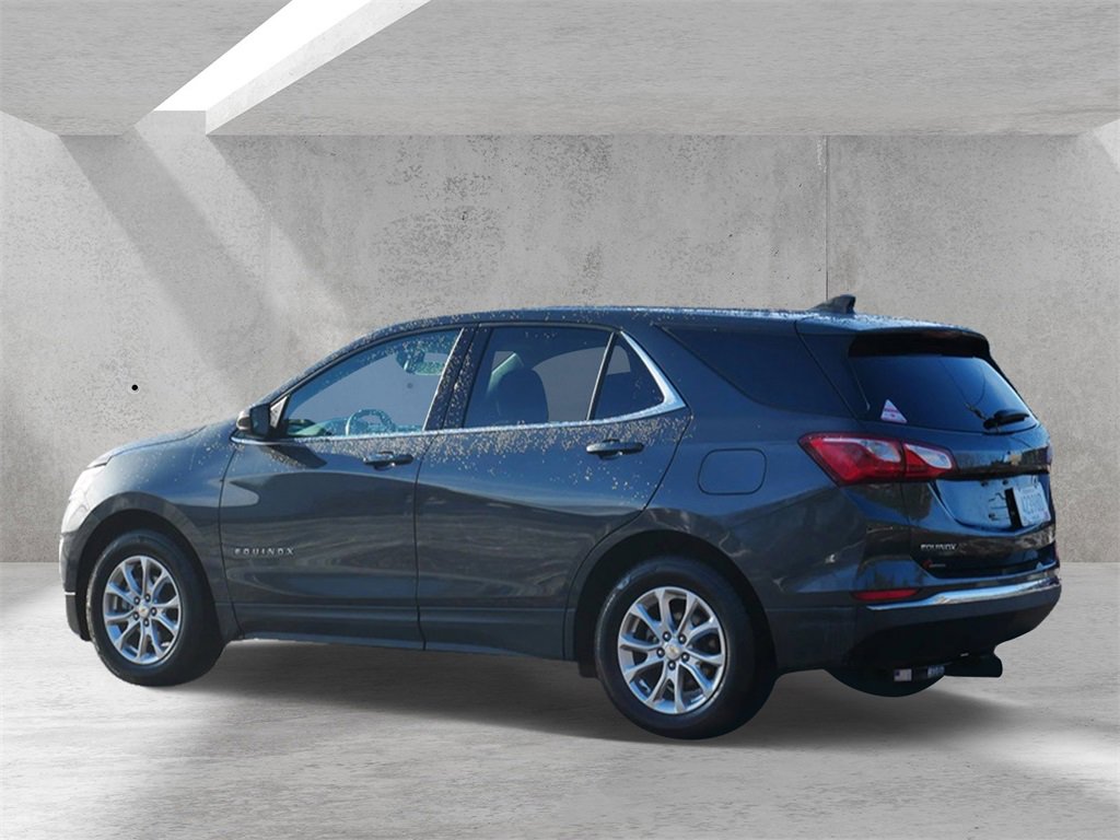 Used 2020 Chevrolet Equinox LT w/ Driver Convenience Package image 4