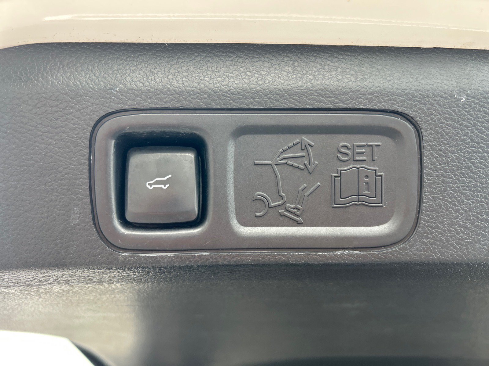 Certified 2021 Ford Expedition Max Limited AWD/4WD image 18