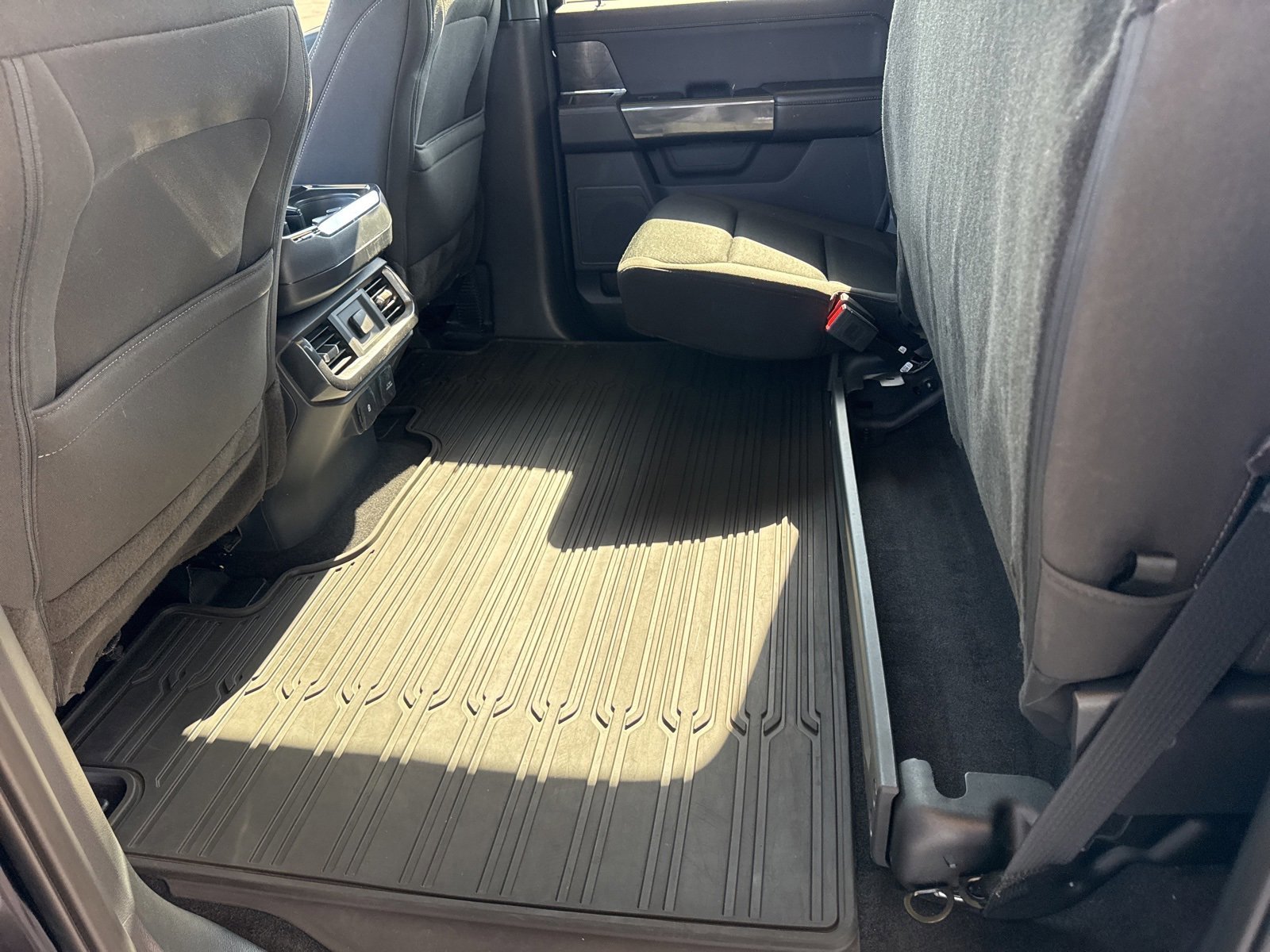 Certified 2023 Ford F150 XLT w/ Equipment Group 302A High image 39