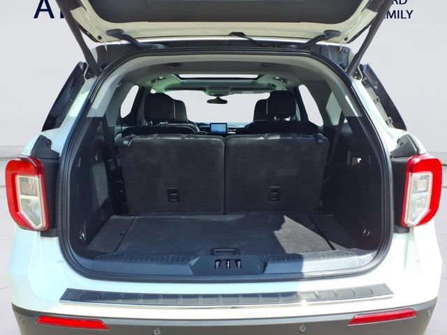 Certified 2021 Ford Explorer Limited w/ Equipment Group 301A AWD/4WD image 8