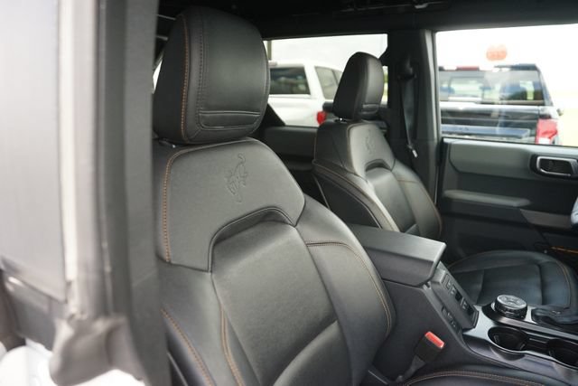 Certified 2023 Ford Bronco Badlands w/ Sasquatch Package AWD/4WD image 19