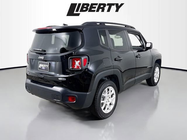 Used 2022 Jeep Renegade Latitude w/ Convenience Group image 5
