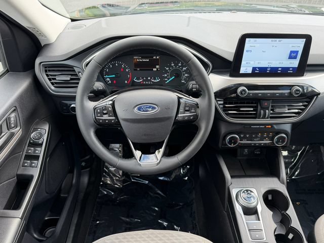 Certified 2022 Ford Escape SE w/ SE Sport Appearance Package AWD/4WD image 13