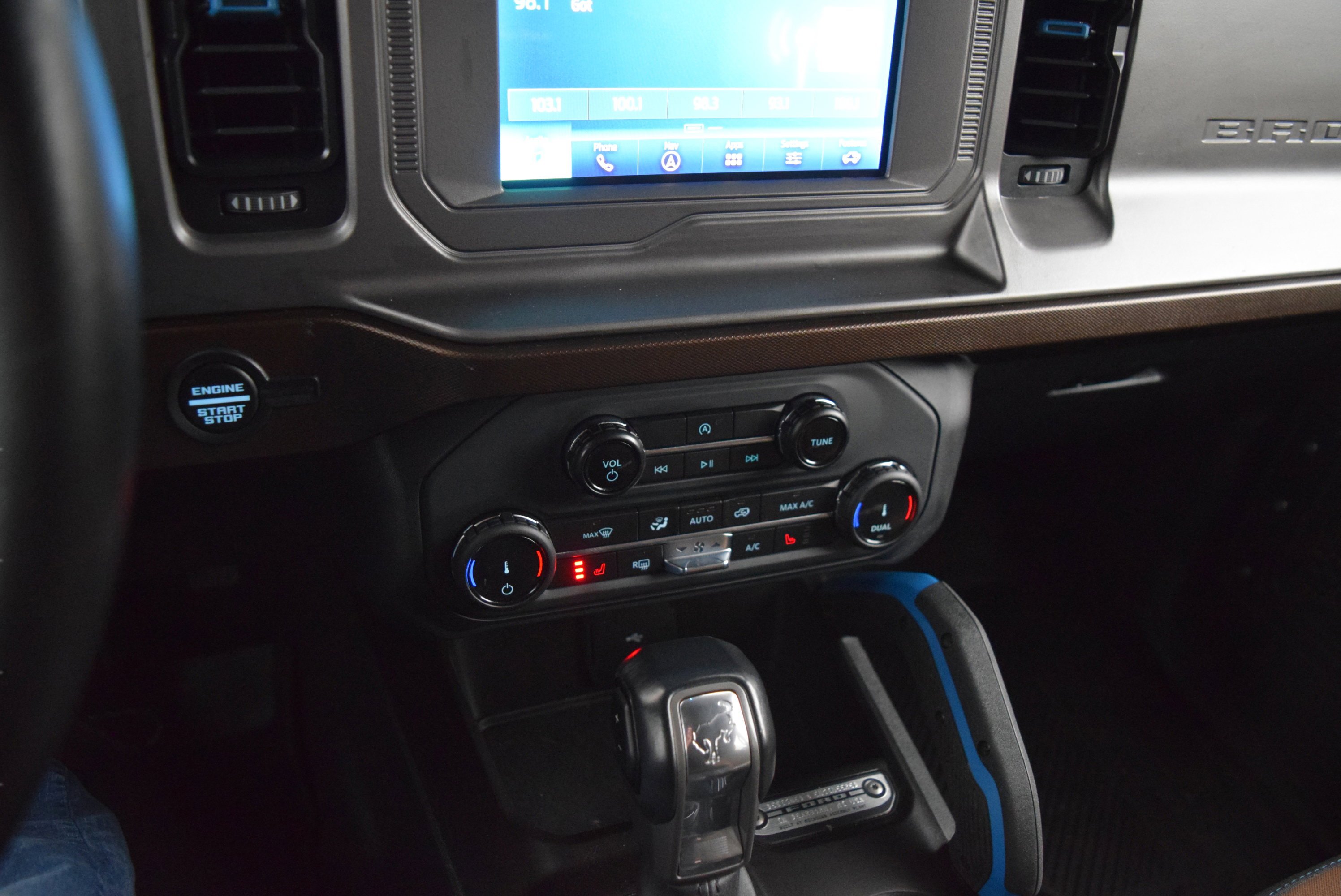 Certified 2022 Ford Bronco Outer Banks image 15