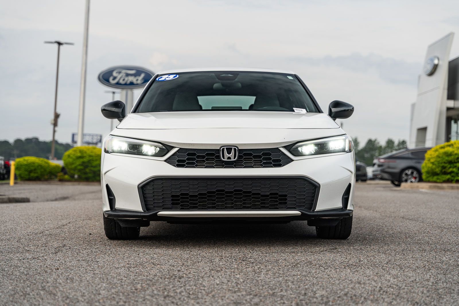 Used 2025 Honda Civic Sport image 2