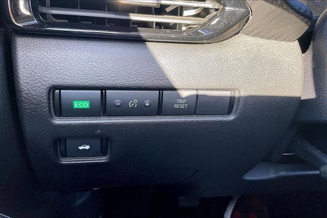 Used 2023 Nissan Sentra SR w/ Electronics Package image 34