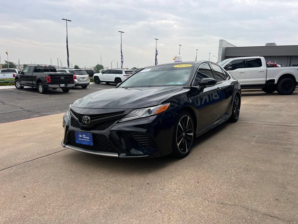 Used 2020 Toyota Camry XSE FWD image 5