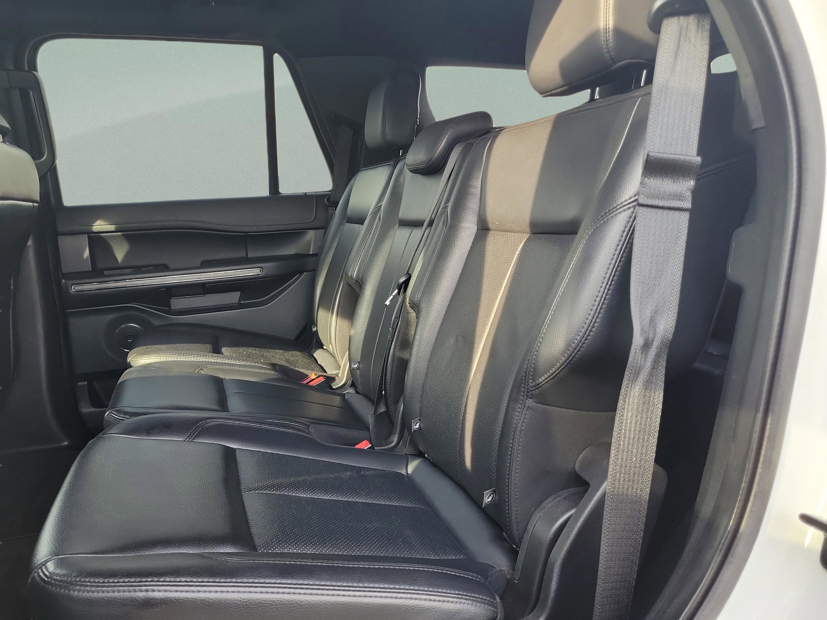 Certified 2020 Ford Expedition XLT w/ Equipment Group 201A AWD/4WD image 10