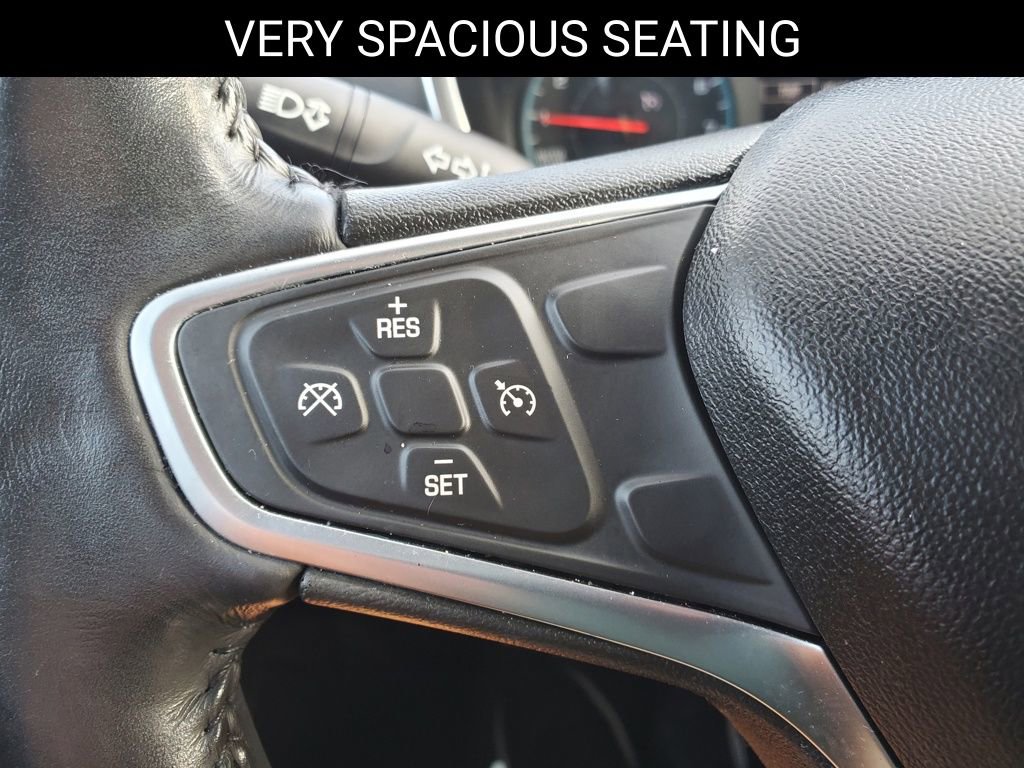 Used 2018 Chevrolet Equinox LT image 17