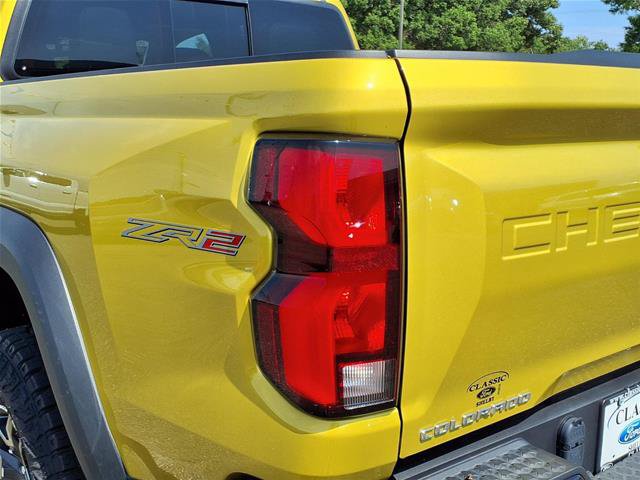 Used 2023 Chevrolet Colorado ZR2 w/ ZR2 Convenience Package III AWD/4WD image 17