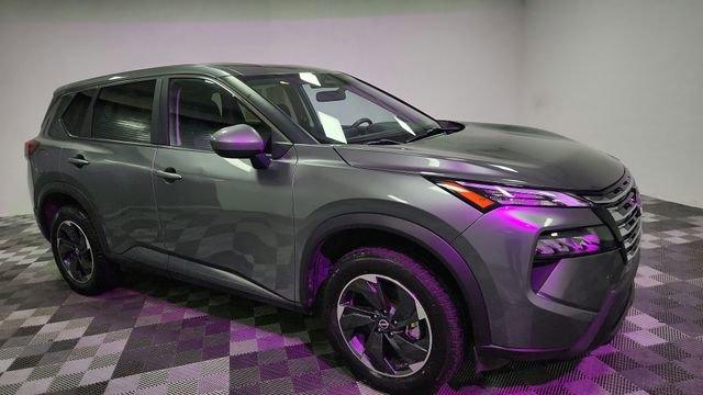 Used 2024 Nissan Rogue SV AWD/4WD image 1