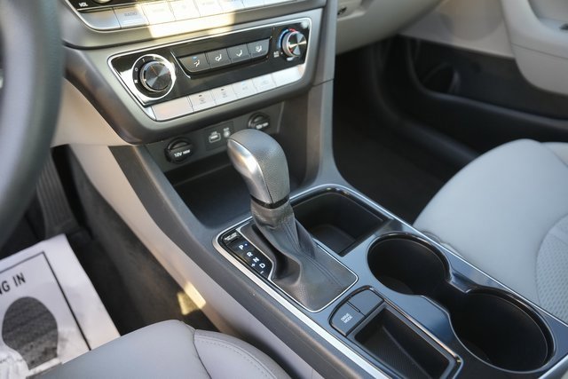 Used 2018 Hyundai Sonata SE image 27
